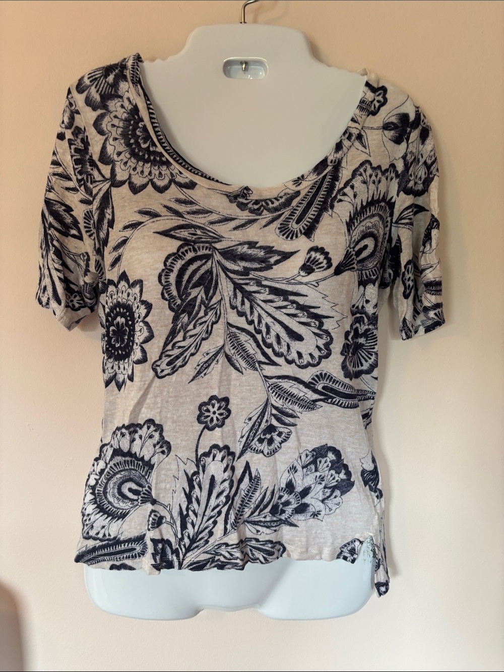 Meadow Rue linen top. Size XS